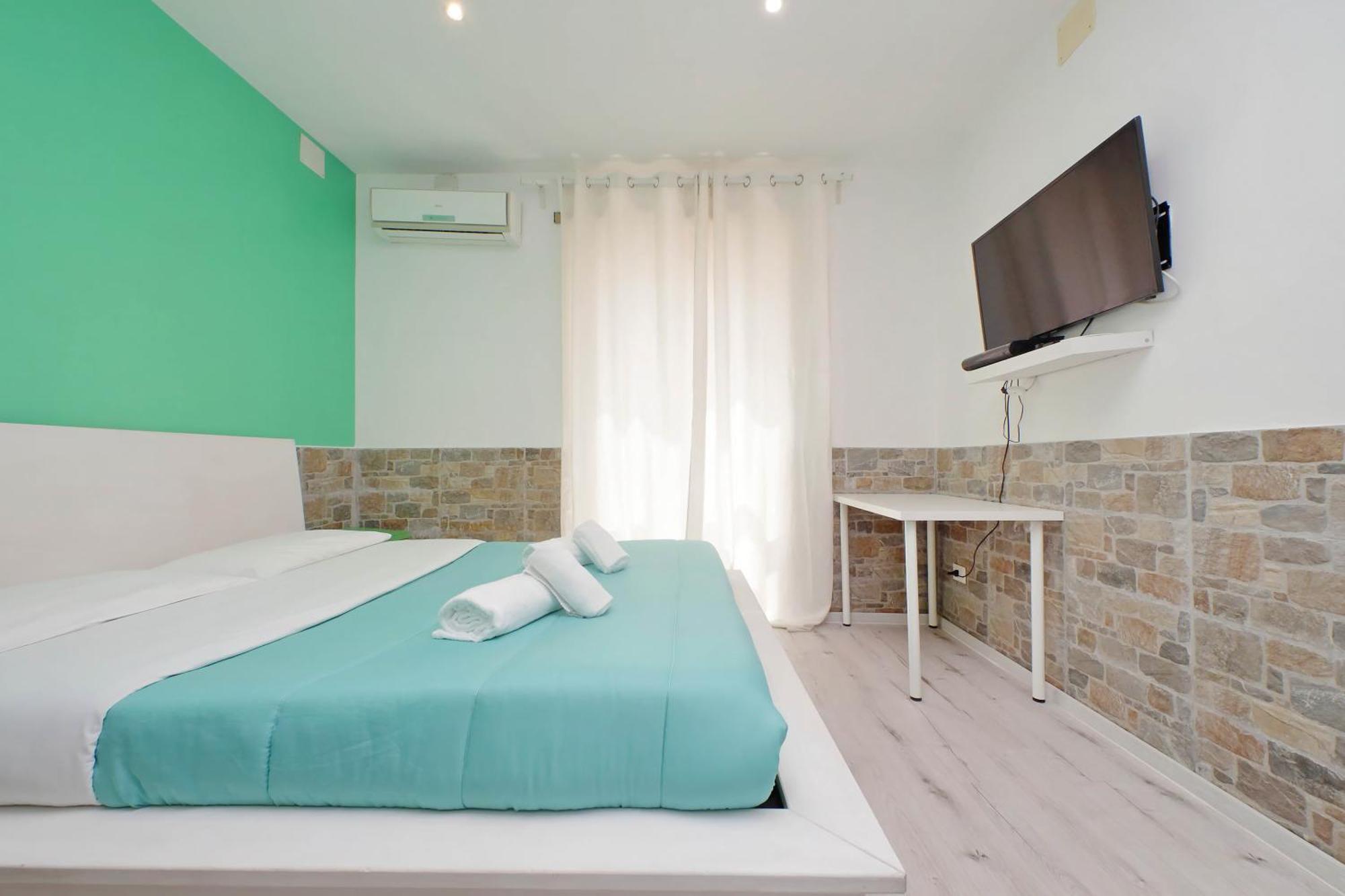 Lucky Domus Appio Apartment Рим Екстериор снимка